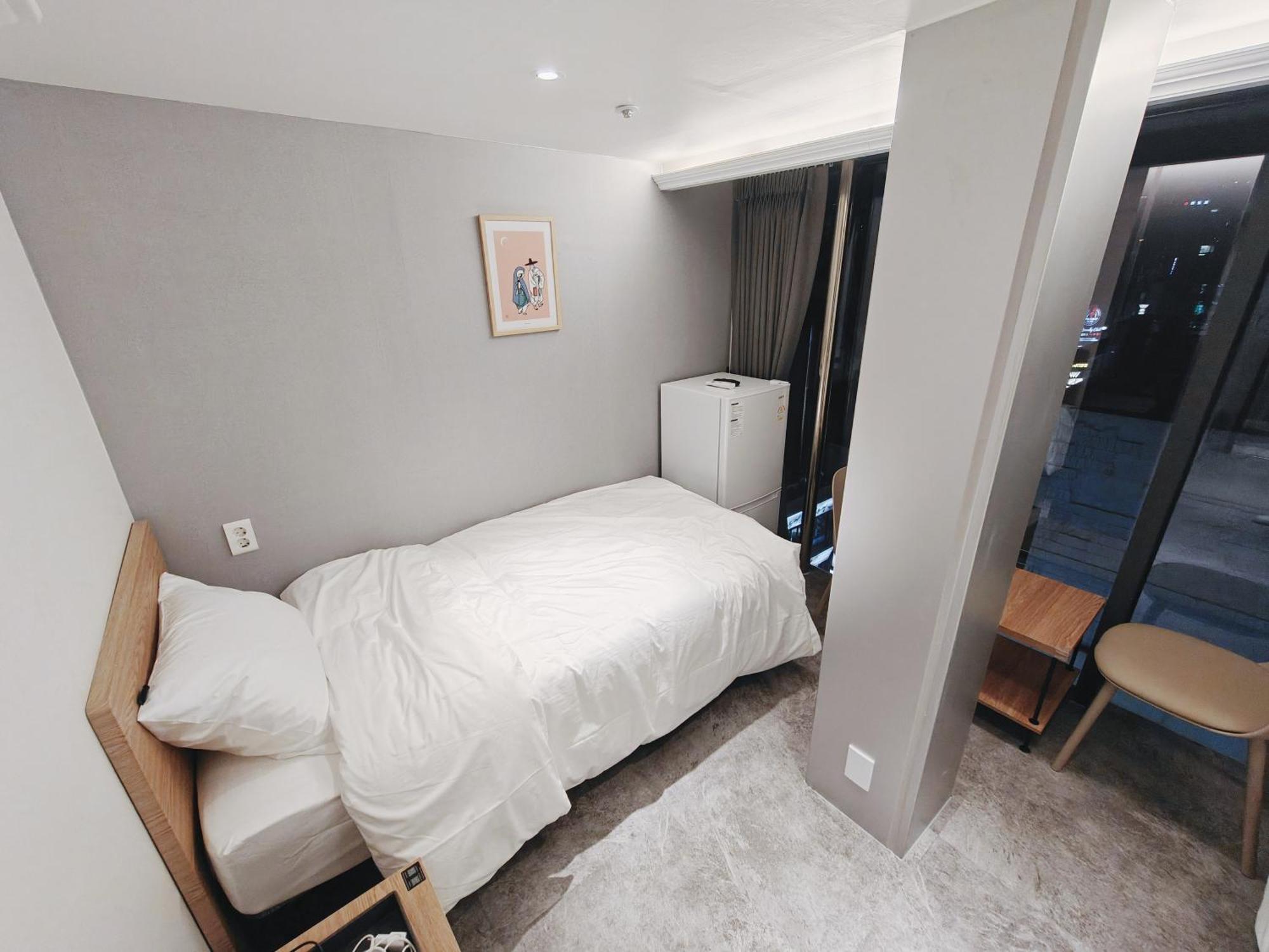 L Hostel Сеул Екстер'єр фото