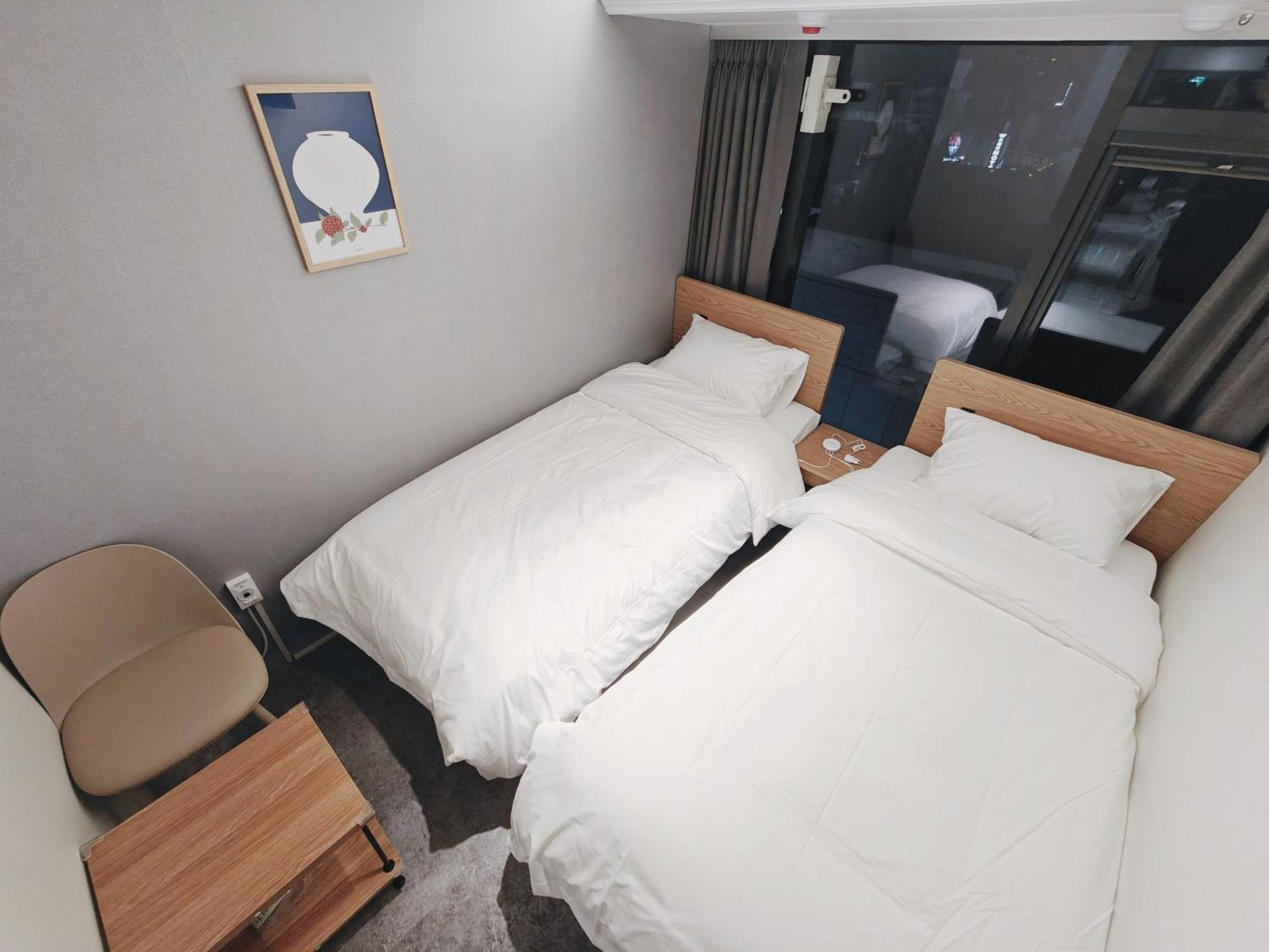 L Hostel Сеул Екстер'єр фото